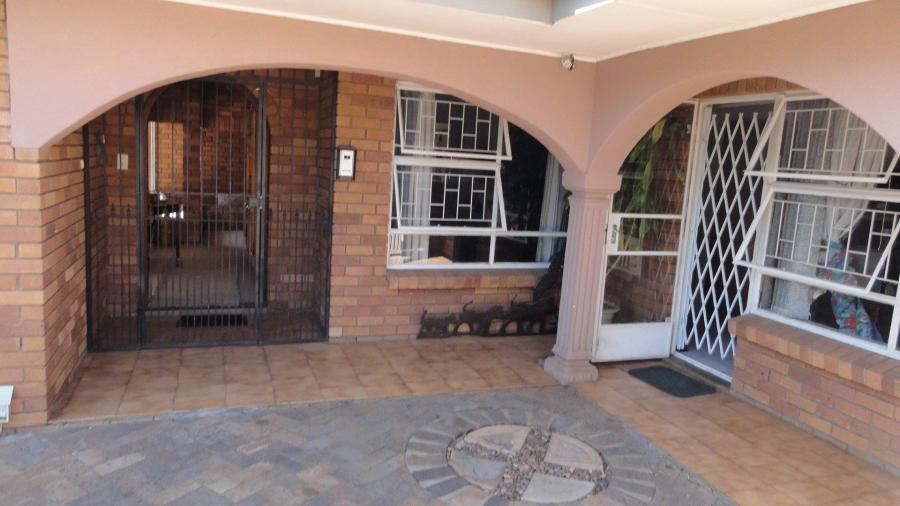 4 Bedroom Property for Sale in Potchefstroom North West